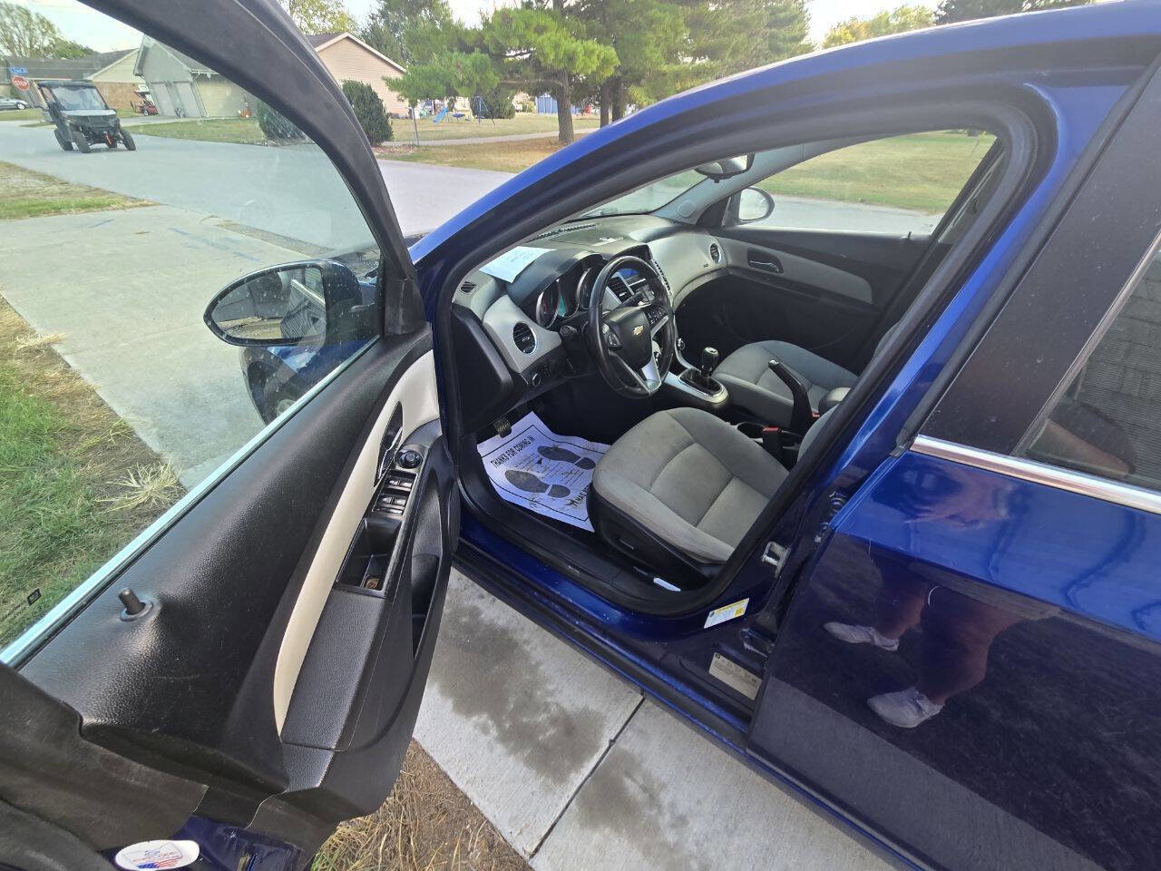 Used 2012 Chevrolet Cruze Eco image 9
