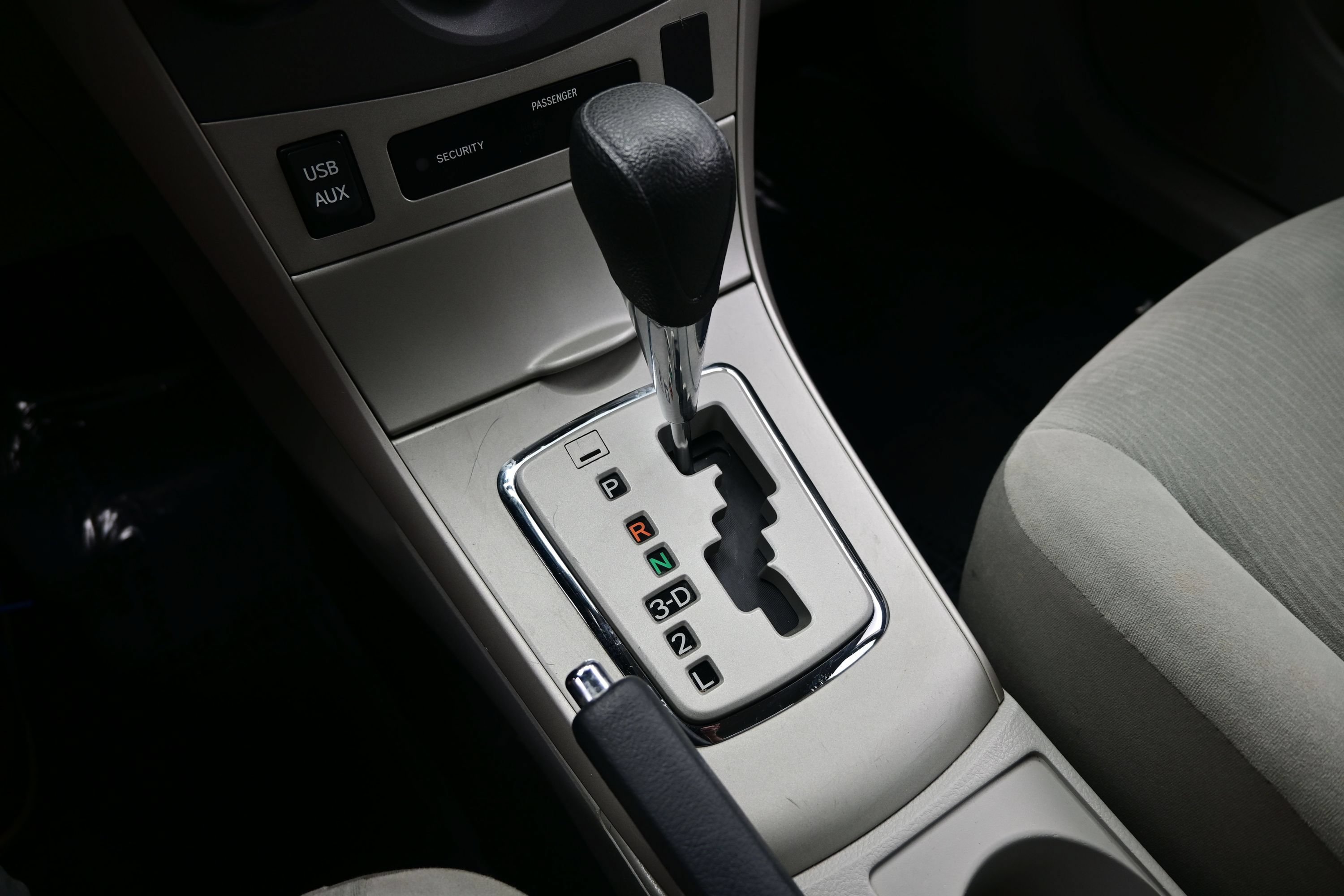 Used 2012 Toyota Corolla LE FWD image 17