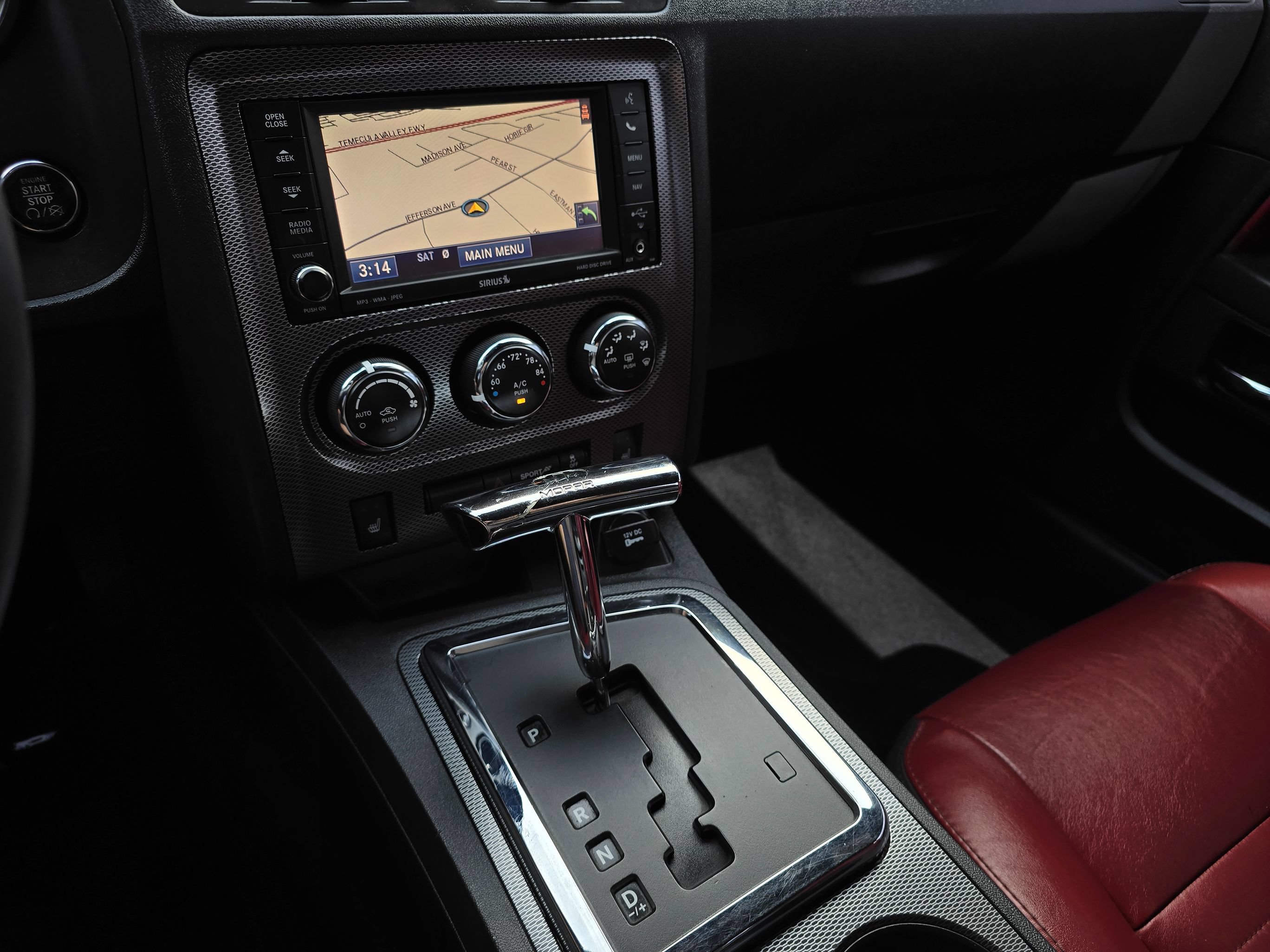 Used 2013 Dodge Challenger R/T RWD image 31