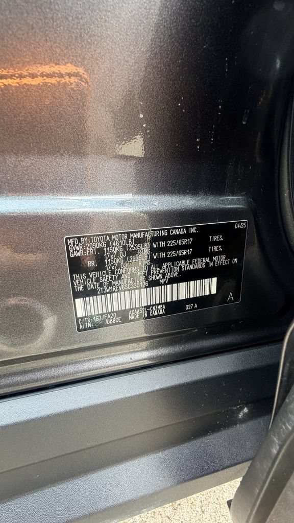 Used 2025 Toyota RAV4 XLE FWD image 26