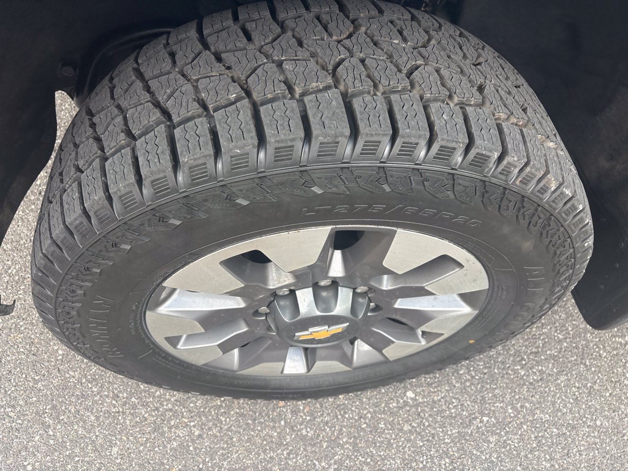 Used 2024 Chevrolet Silverado 2500 Custom AWD/4WD image 9