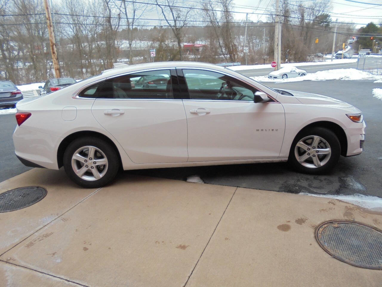 Used 2024 Chevrolet Malibu LT image 5