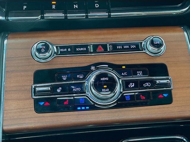 Used 2022 Lincoln Aviator Reserve w/ Elements Package Plus image 17