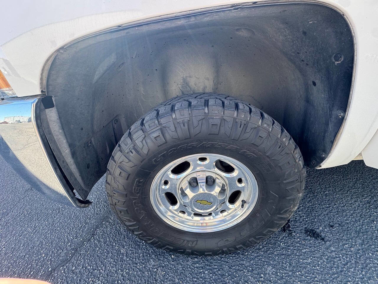 Used 2008 Chevrolet Silverado 2500 LT w/ 1LT Convenience Package AWD/4WD image 45