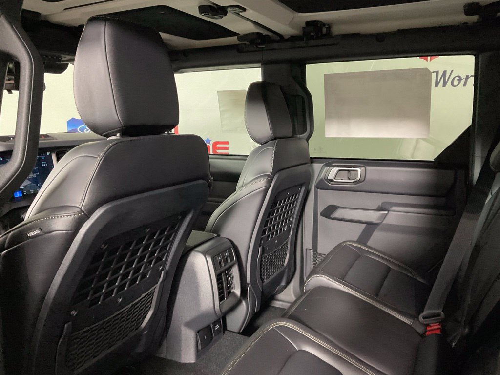 New 2026 Ford Bronco Badlands AWD/4WD image 15