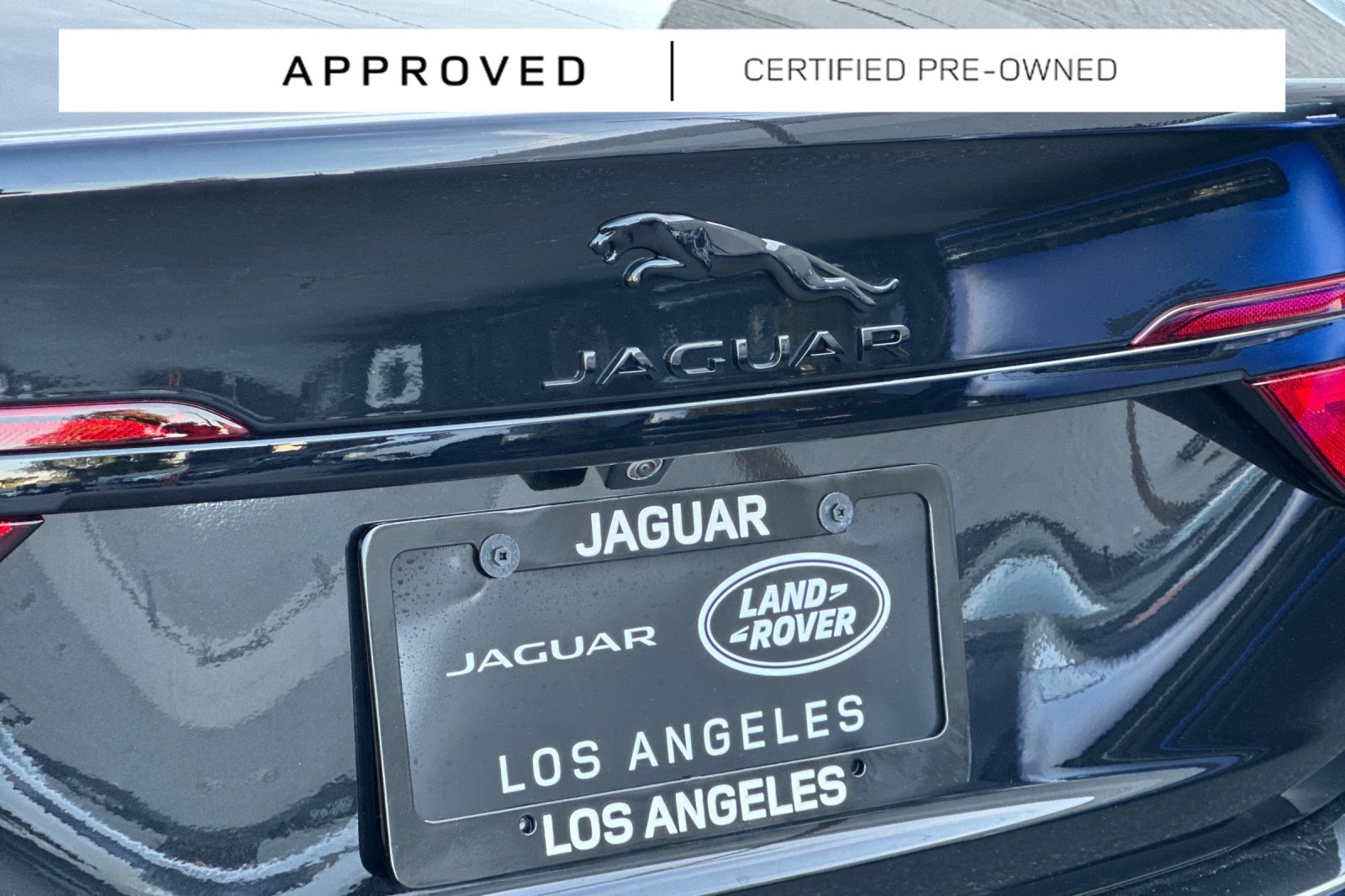 Used 2024 Jaguar XF R-Dynamic SE AWD/4WD image 26
