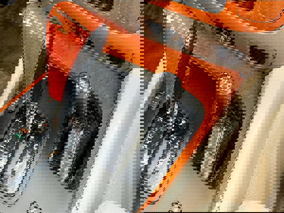 Used 2000 Lexus LX 470 4WD image 32