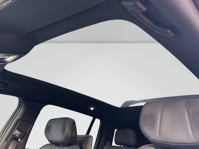 New 2026 Cadillac Escalade IQ Sport 1 w/ LPO, ONYX Package image 9