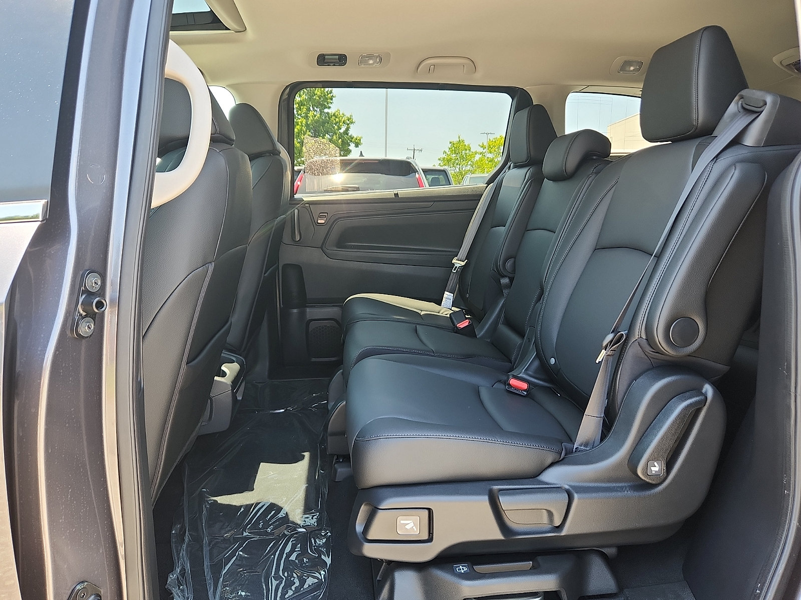New 2026 Honda Odyssey EX-L image 6