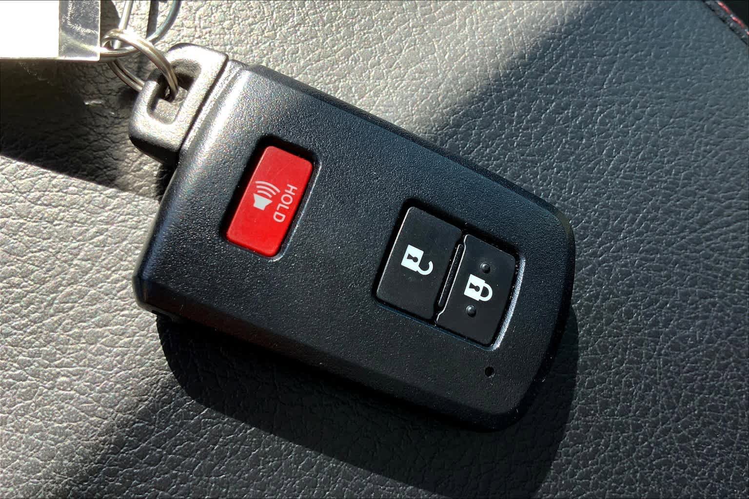 Used 2021 Toyota 4Runner TRD Off-Road Premium AWD/4WD image 15