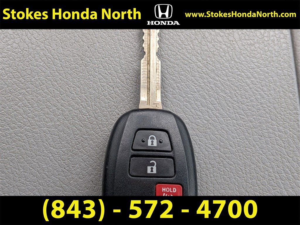 Used 2019 Toyota Highlander LE image 25