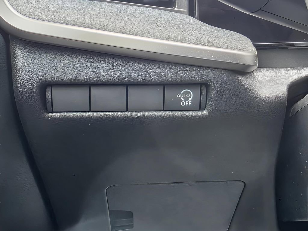 New 2026 Nissan Kicks S image 19