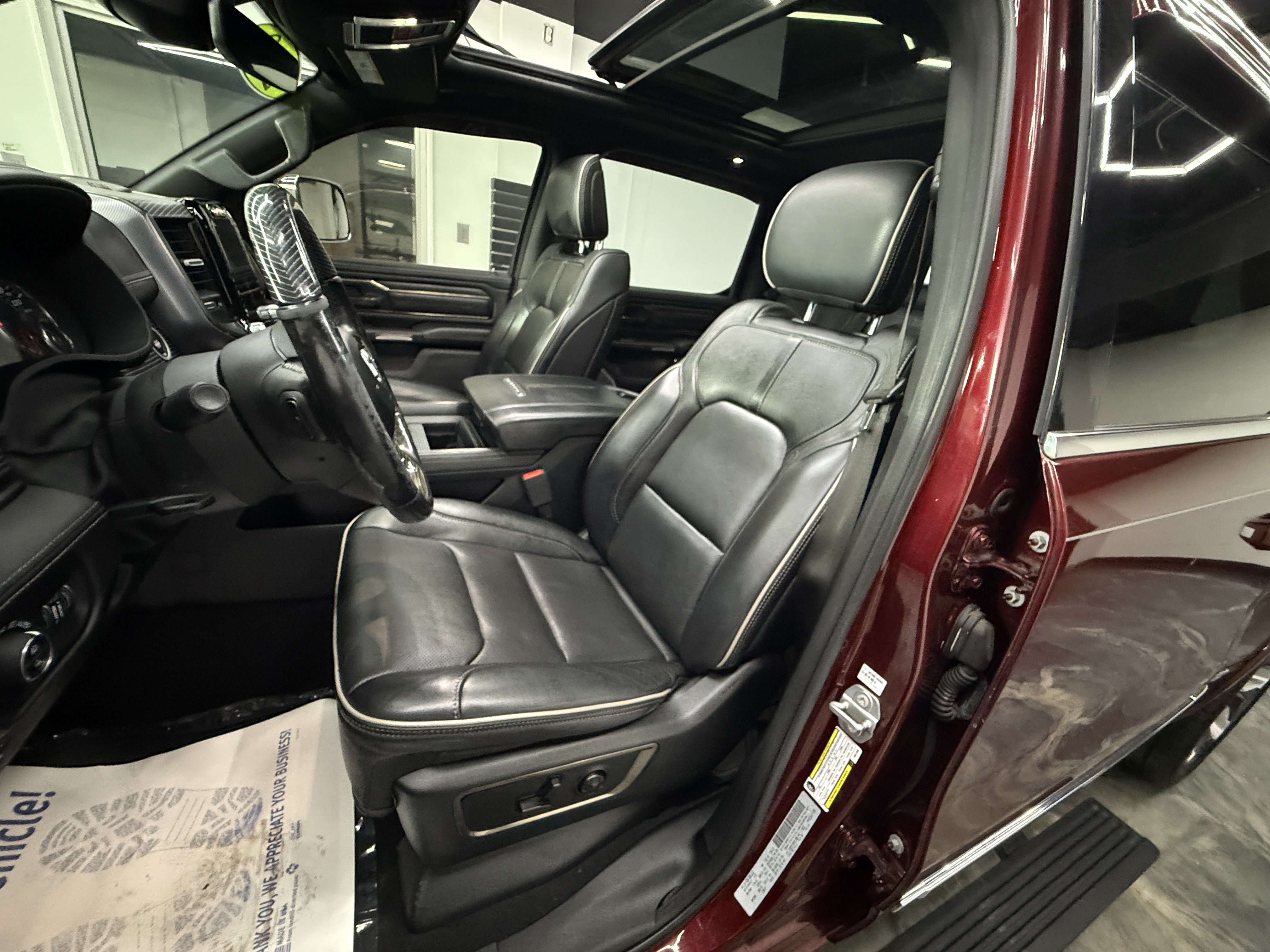 Used 2019 RAM 1500 Limited AWD/4WD image 12
