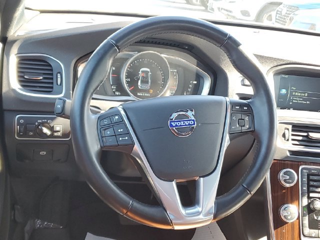 Used 2015 Volvo S60 T5 Platinum w/ Climate Package FWD image 12