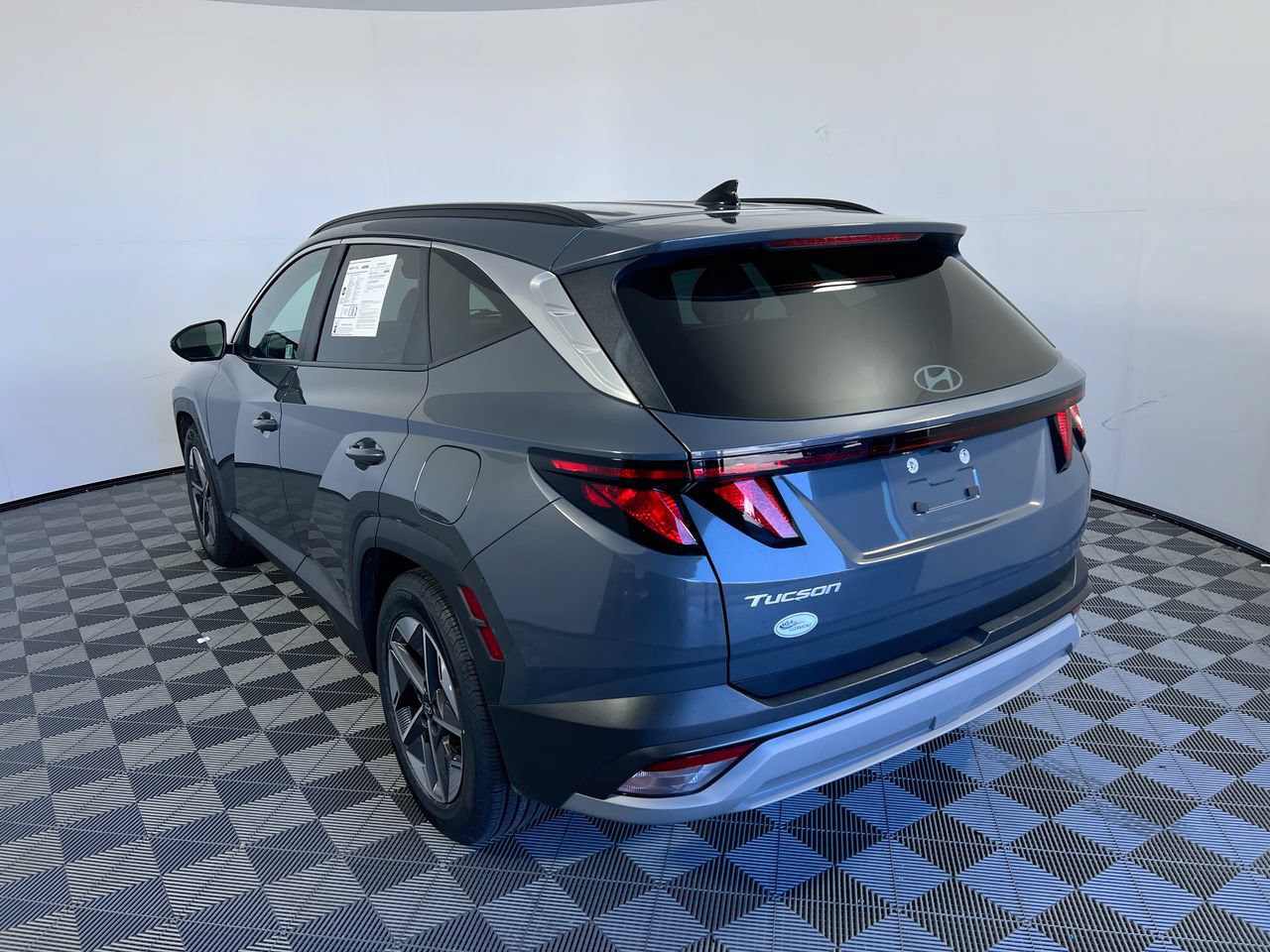 Used 2025 Hyundai Tucson SEL FWD image 5