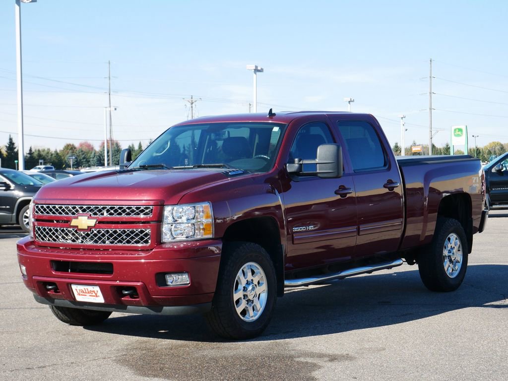 Used 2014 Chevrolet Silverado 3500 LT w/ Interior Plus Package image 3