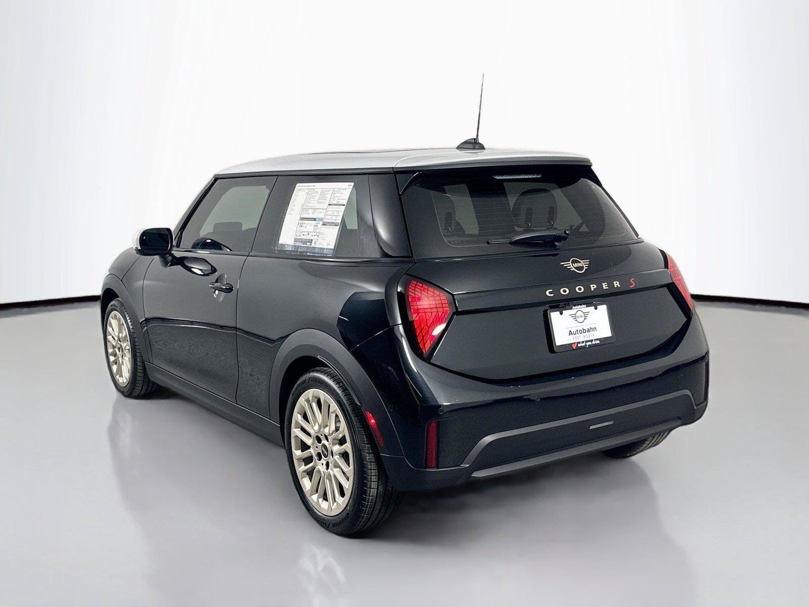Used 2025 MINI Cooper S FWD image 6