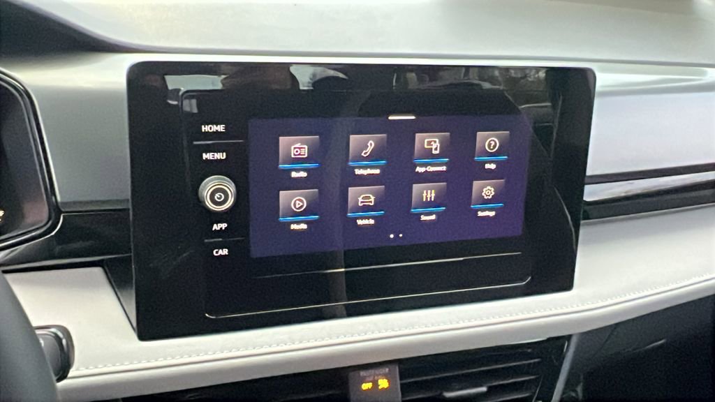 New 2026 Volkswagen Taos S image 25