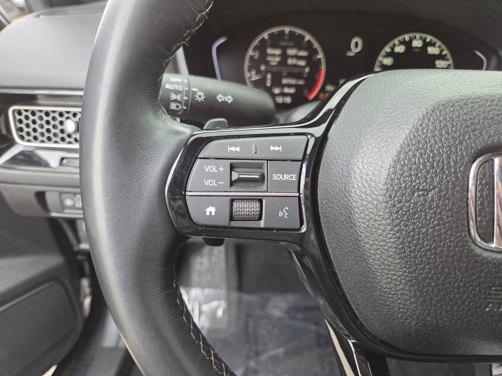 Used 2025 Honda Civic Sport image 26