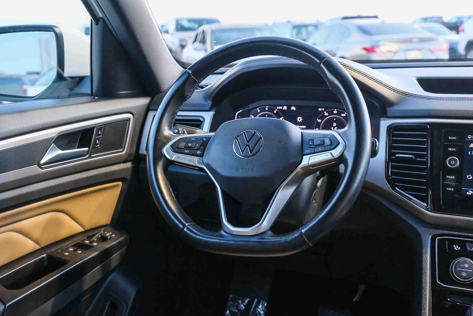 Used 2020 Volkswagen Atlas Cross Sport SEL FWD image 17