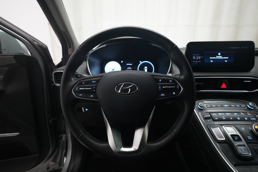 Used 2023 Hyundai Santa Fe SEL w/ Premium Package AWD/4WD image 4