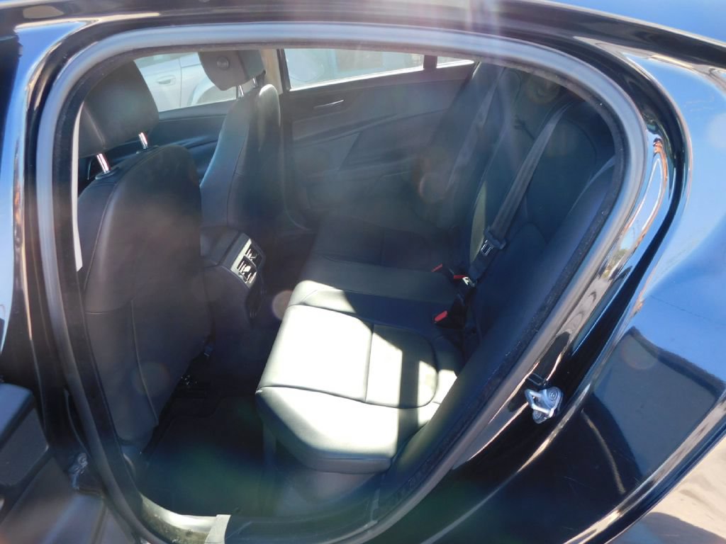 Used 2017 Jaguar XE Premium RWD image 24