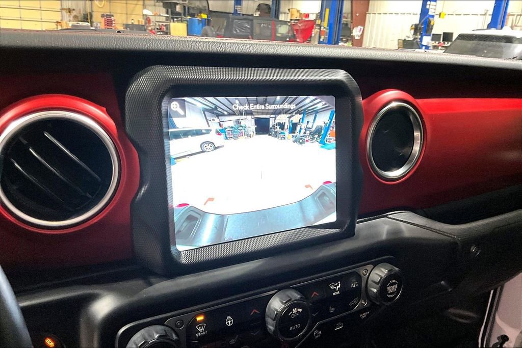 Used 2021 Jeep Gladiator Rubicon image 18