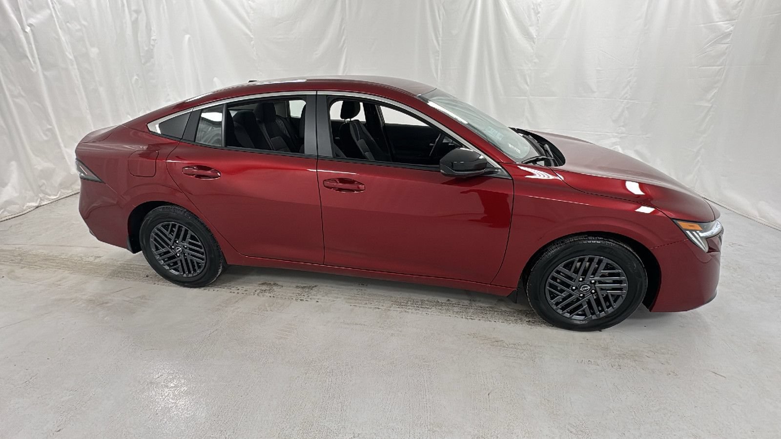 Used 2026 Nissan Sentra SV w/ SV Convenience Package FWD image 2
