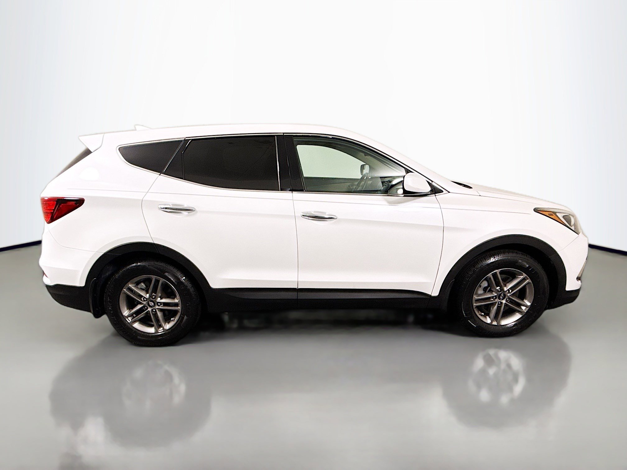 Used 2017 Hyundai Santa Fe Sport image 11