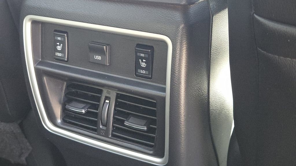 Used 2018 Nissan Murano SL w/ Moonroof Package image 8