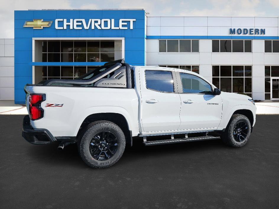 New 2025 Chevrolet Colorado Z71 w/ Midnight Edition image 6