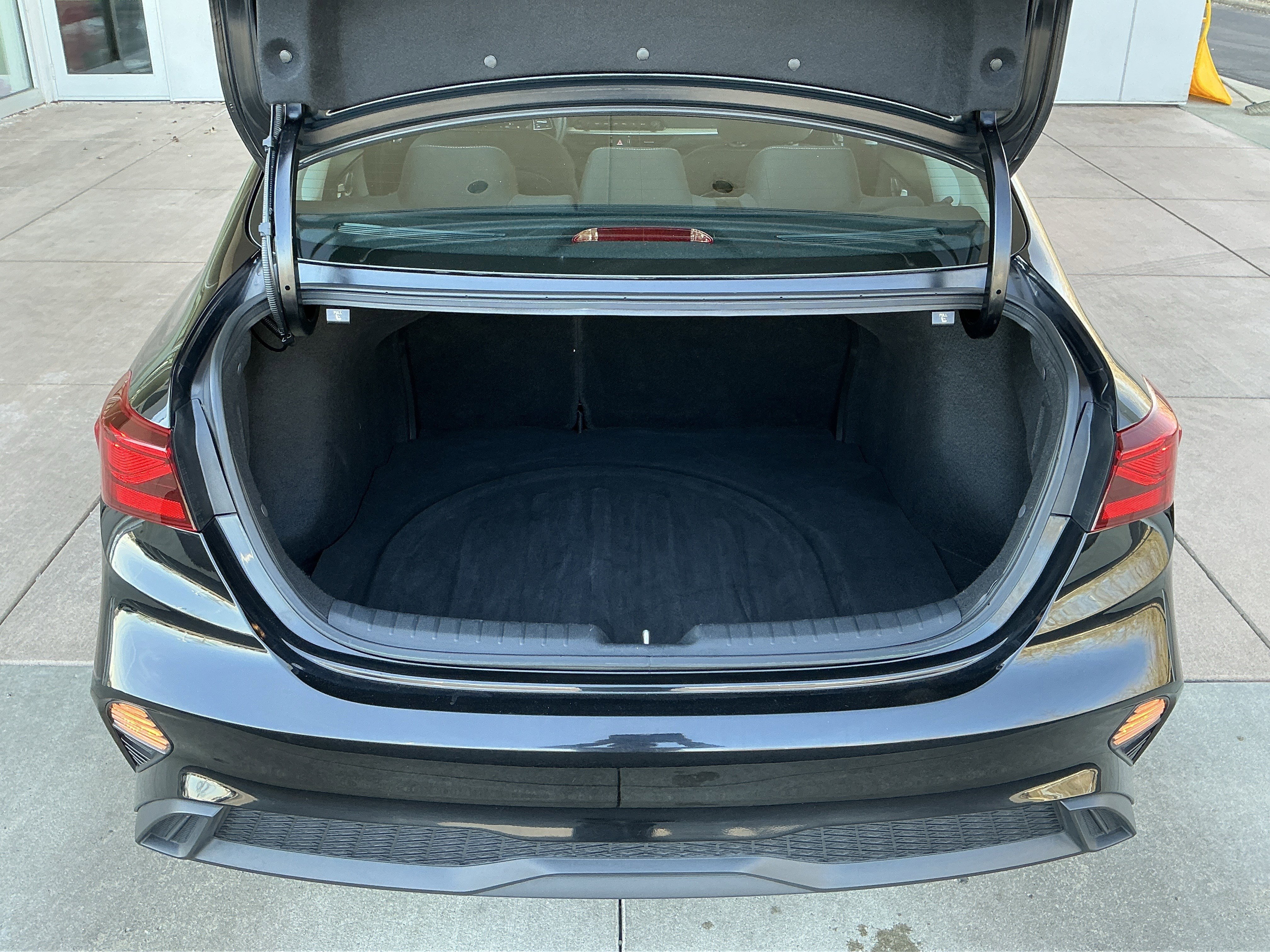 Used 2023 Kia Forte LXS w/ LXS Technology Package image 24