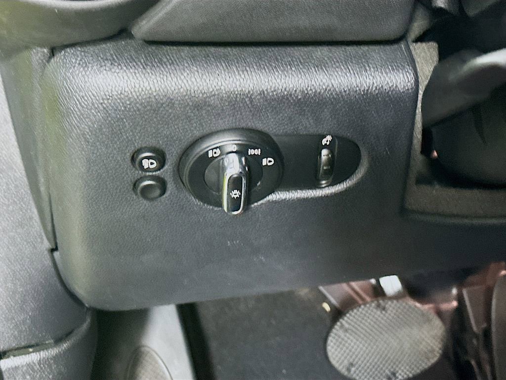 Used 2023 MINI Cooper Convertible image 16