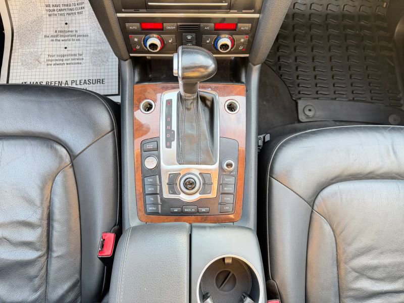 Used 2015 Audi Q7 TDI Premium Plus w/ Premium Plus Package AWD/4WD image 23