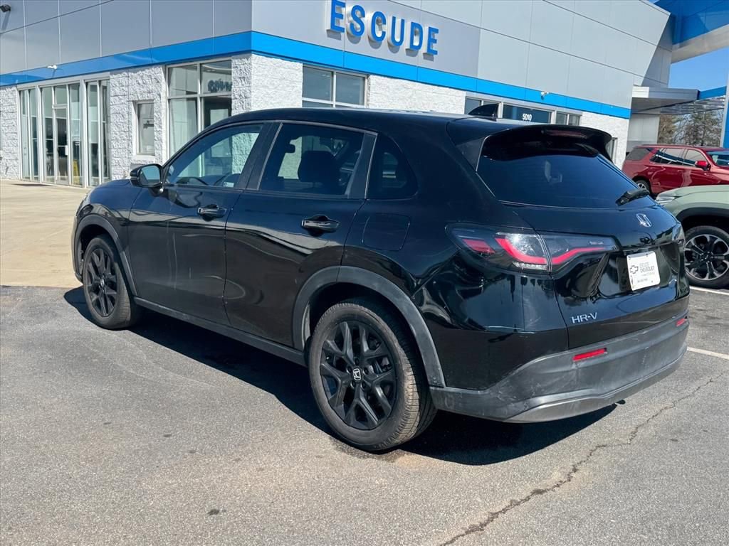 Used 2023 Honda HR-V Sport image 7