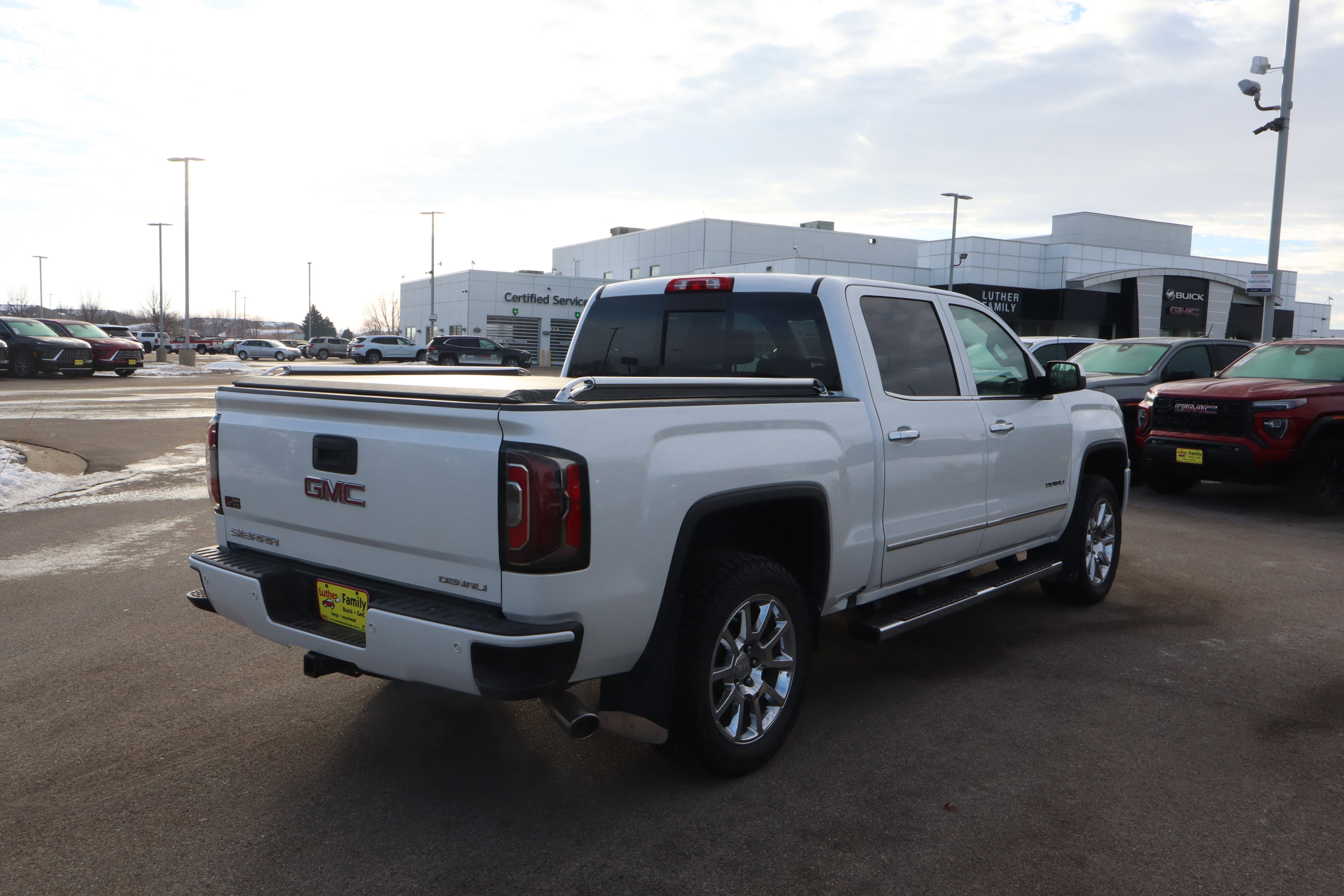 Used 2017 GMC Sierra 1500 Denali image 7