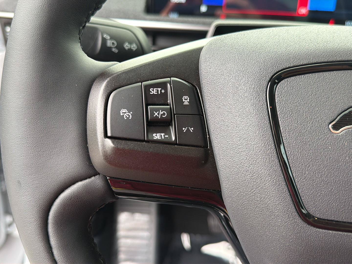 Used 2021 Ford Mustang Mach-E Premium RWD image 19