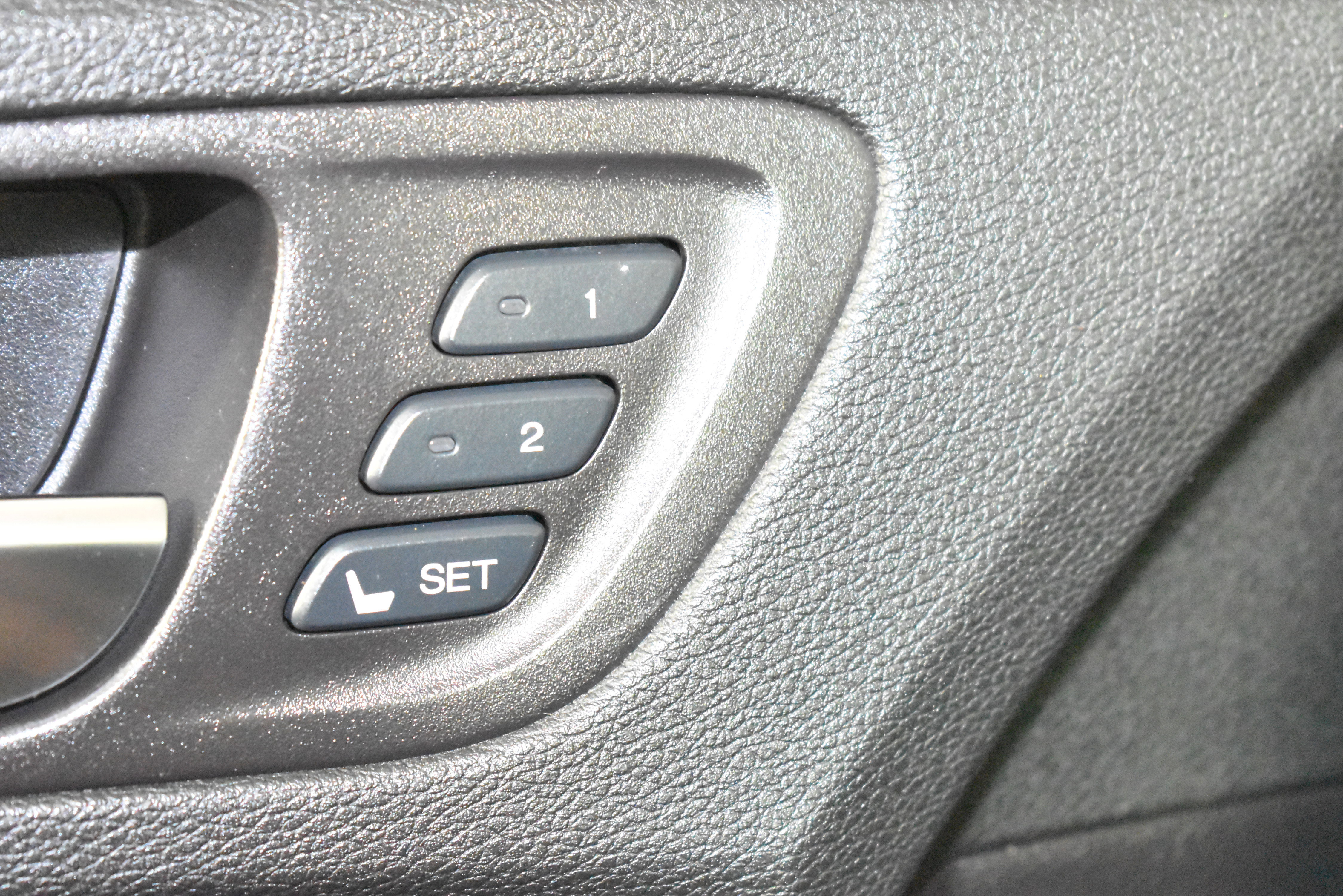 Used 2017 Acura TLX V6 w/ Technology Package image 37