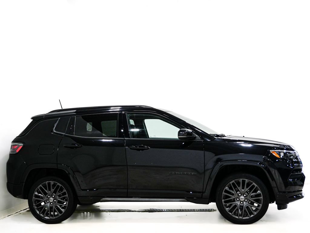 Used 2022 Jeep Compass High Altitude AWD/4WD image 5