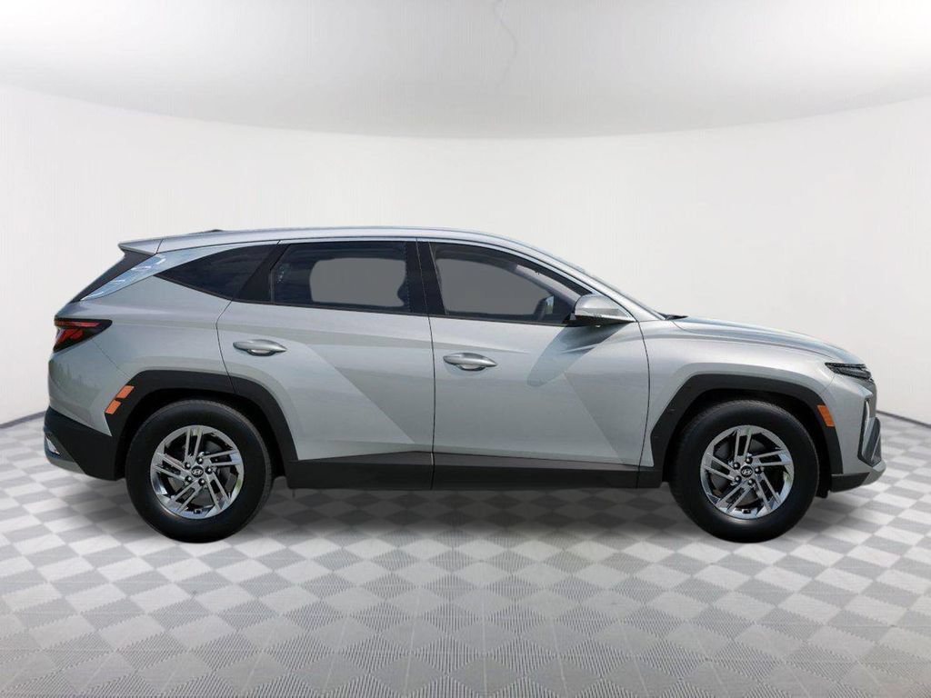 New 2026 Hyundai Tucson SE FWD image 7