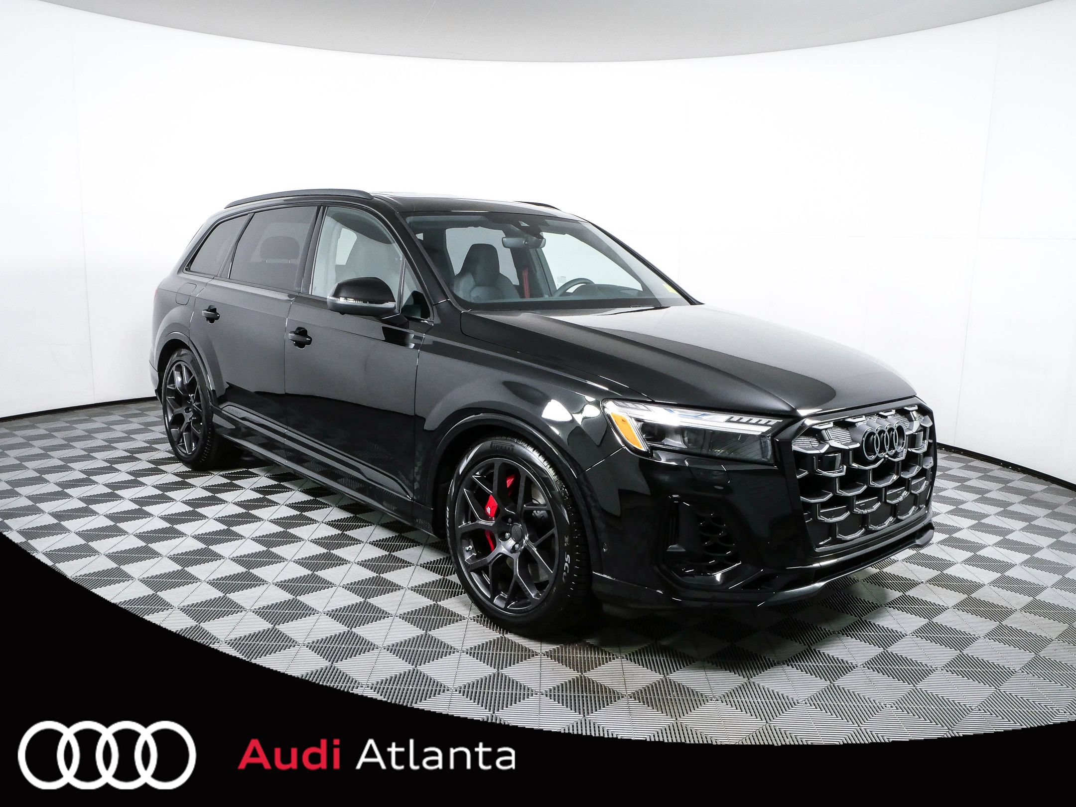 New 2026 Audi SQ7 Prestige