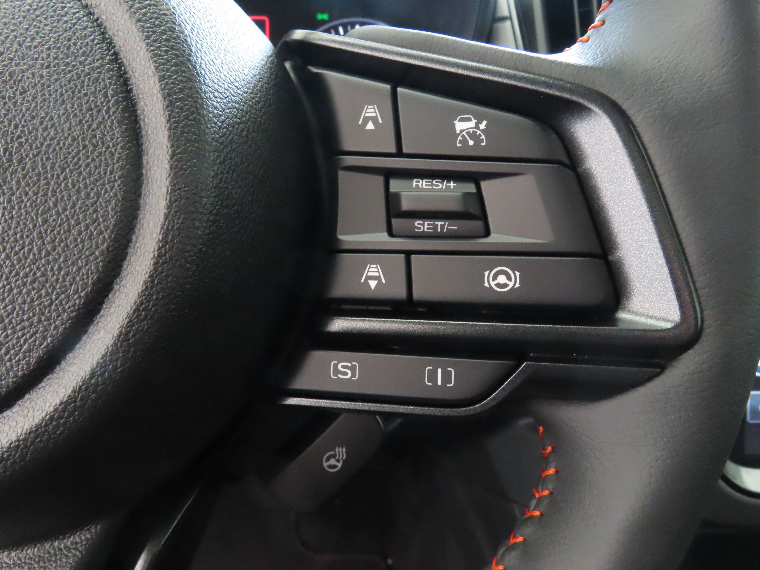 New 2026 Subaru Crosstrek 2.5i Limited w/ Crosstrek Mirror Package AWD/4WD image 12