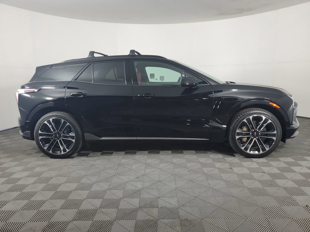 New 2026 Chevrolet Blazer EV SS image 3