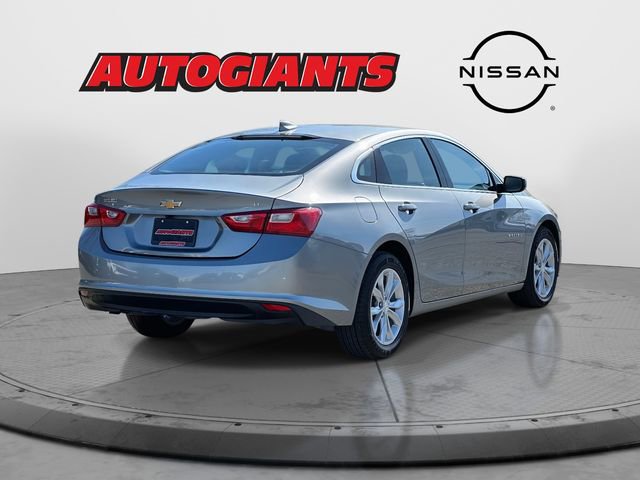 Used 2023 Chevrolet Malibu LT image 2