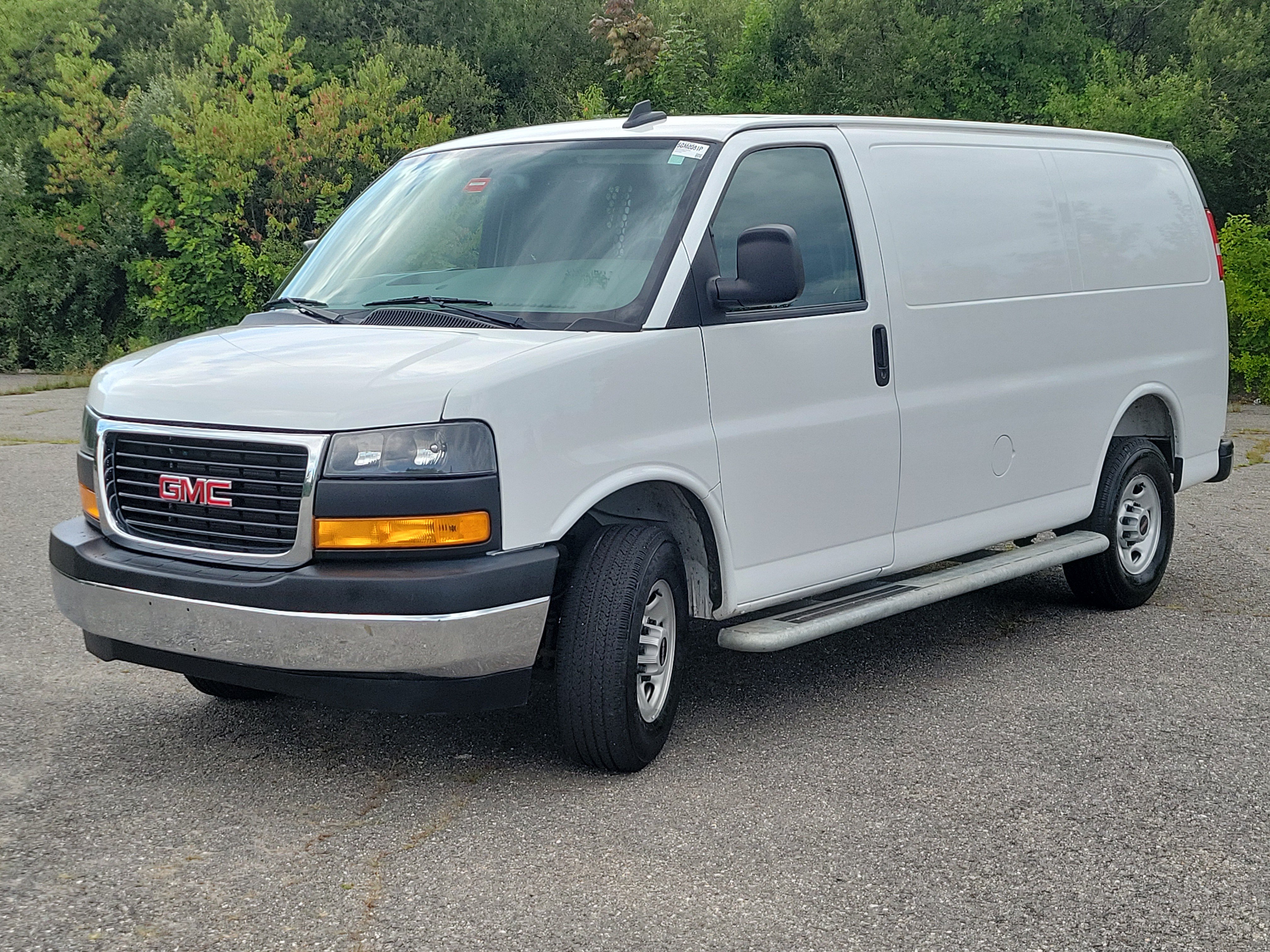 Used 2025 GMC Savana 2500 w/ Driver Convenience Package RWD video 1