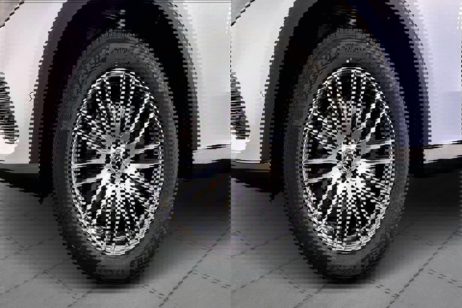 New 2026 Mercedes-Benz GLC 300 4MATIC image 17