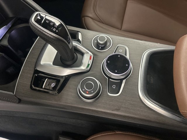 Used 2023 Alfa Romeo Stelvio Ti w/ Active Assist Plus Package image 23