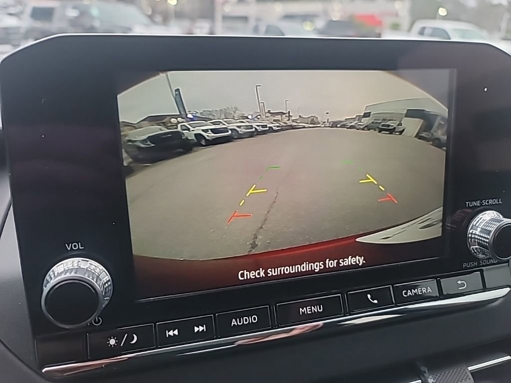 Used 2024 Mitsubishi Outlander ES image 12