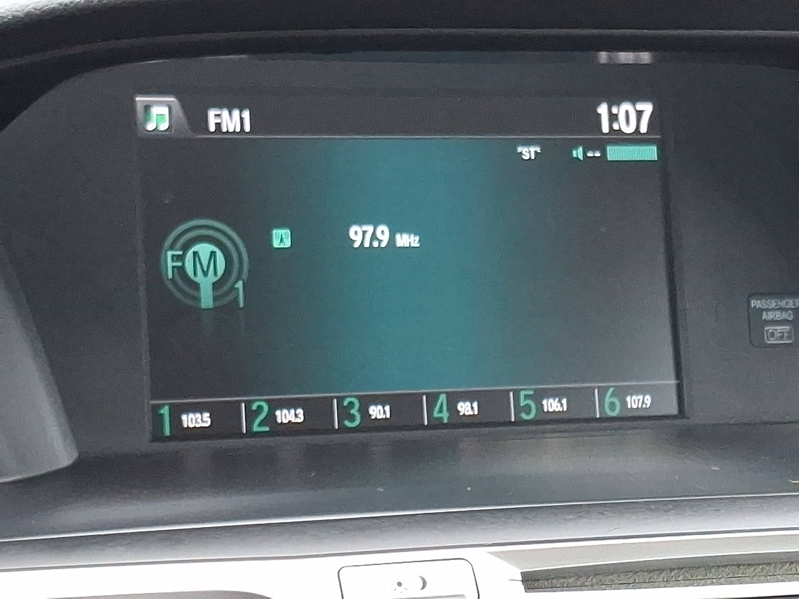 Used 2017 Honda Accord LX image 17