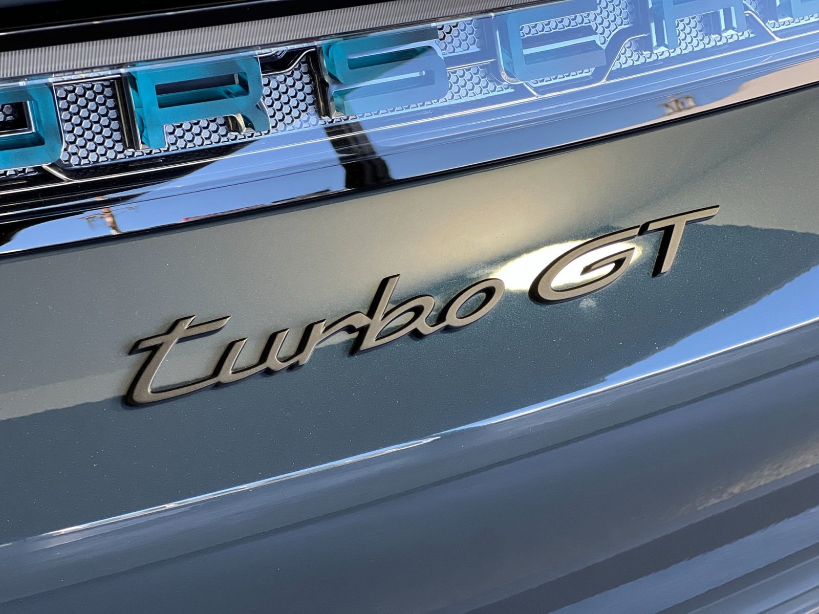 Certified 2025 Porsche Taycan Turbo GT image 33
